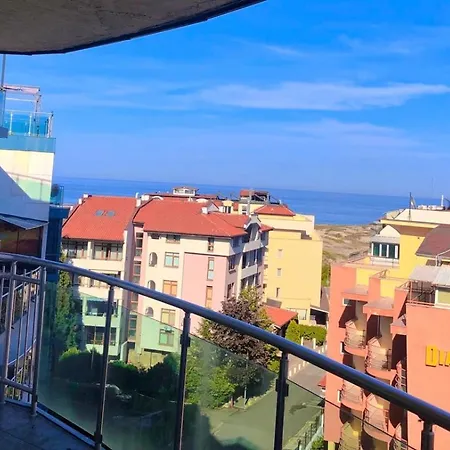 Near The Sea פרימורסקו